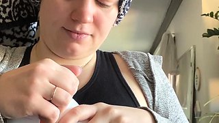 Watch this sexy fetish hoe anally toy and fist in solo