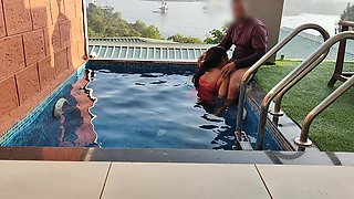 Enjoying Fucking in the Swimming Pool