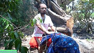 Hot Indian Village Wife Fucked Hard by Naughty Tantrik - Desi Cheating Sex