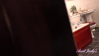 Auntie Kitty Bathtub Blowjob POV