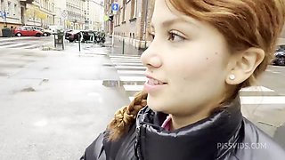 Marina Gold First Squrting & Pee In My Car