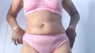 Tamil Aunty Pink Inner Video Call Service