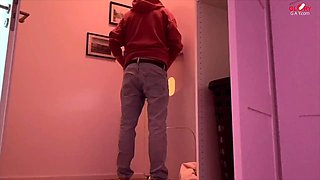 He Blasts Massive Cum Load on Deep-Throat Cookie
