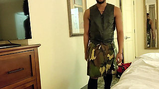 Kenniejai Jerks off in a Kilt
