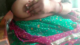 The neighbour saw me naked