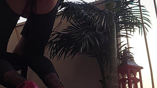 fuck my jean's cul open on its balcony, talons roses. vanessabitchx