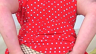 English Mature Candy Cummings Fucks Her Creamy Cunt with a Black Dildo