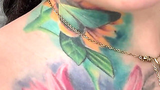 The Dirty Giantess After the Gym Makes You Smell Her Sweaty Clothes