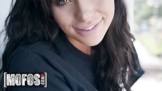Naomi Woods Wakes Up Craving Kyle Mason's Cock and Swallows Every Drop