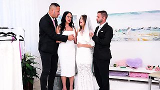 Amateur college group sex session