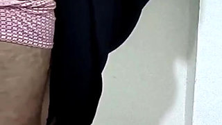 Arab Cuckold Husband Cum When Watching Wife Get Fuck by BBC