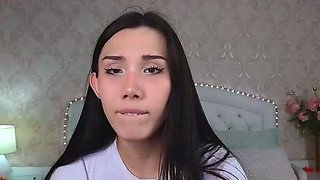 Solo webcam tranny masturbation