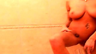 Australian brunette amateurs pussy showering