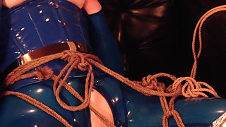 Latex bondage escape video: arya grander sexy masturbation