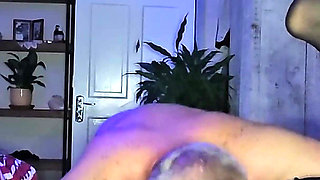 Amateur Couple Homemade Sex with Hot MILF