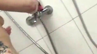 Mercedez Shaves
