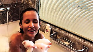 Petite small tit babe with perfect pussy masturbates