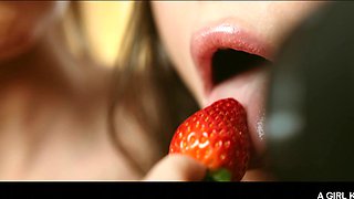 Lilu Moon Captivates with Hot Action After Photoshoot