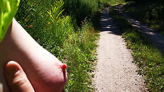 Titslapping on the Run