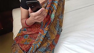 Indian Bhabhi In Saree Seduce Her Devar For Sex Desi Chudai Hindi Porn
