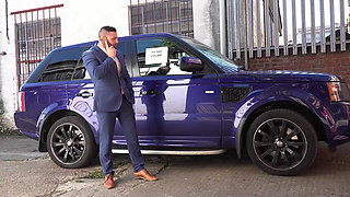 MILF Seduces Businessman at Door - Blowjob Leads to Intense Fucking and Cumshot