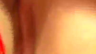 Big ass chick in threesome trouble