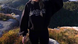 Random blond nurse gave greatest oral job to cure my snake