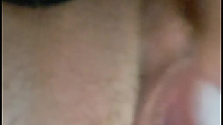 A beautiful Kabyle who plays with her hot at home when it's empty