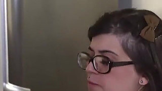 Pregnant and Very Hot