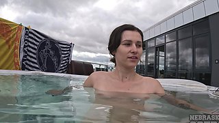 Sultry Josie Fresh flaunts her luscious naturals in the great outdoors