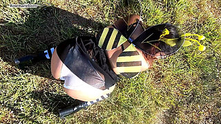 Halloween Costume Outdoor Modeling Bee