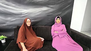 Sophia Leone and Aubrey Babcock in the same room, on the