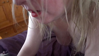 Getting a Good Fucking From Fucking Machine in Lingerie