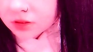 Amateur Webcam Teen Flashes Masturbates
