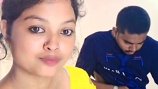 Desi Ex-hot Beautiful Collage Girl First Time Romantic Seen Sex
