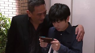 Sachiko - Japanese Sex With Cheating Buxom Housewife Stepmom In Eyeglasses
