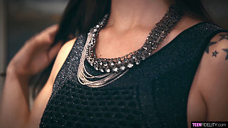 Lily Winters Is Cumming for Cock