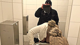 Nikolaus Quicky in a Public Toilet