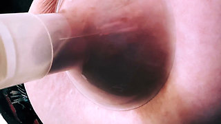 Electric Breast Pump Expressing