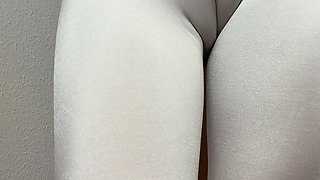 Hkjsexy Video Quickie - Posing, Leggins & Cameltoe