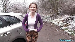 PublicAgent frost road handjob works him hard on the cold asphalt by the car