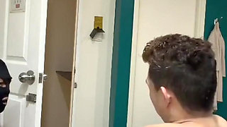 You Alraedy Started? Pinoy Twink Get Hard Handjob