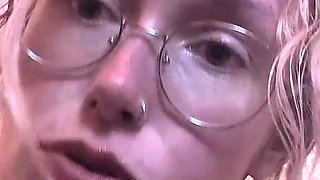 Sexy Realtor Desperate to Make the Sale