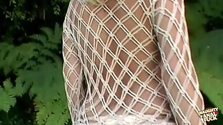 Busty pool slut likes fingering, but she loves getting her asshole rammed in a threesome