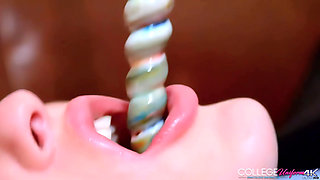 Mo'lolly Featuring Sophia Smith