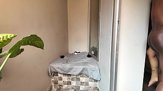 Beautiful Peruvian Girl Experiments for the First Time with a Gifted BBC