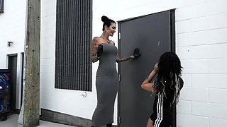 Mistress Damazonia - A Casual Femdom Height Difference