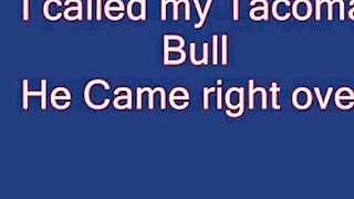 Amateur Thai in Stockings Blows and Rides a White Bull