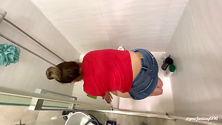 Farting while cleaning the shower