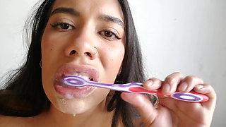 Teeth Brushing with Creamy Cum